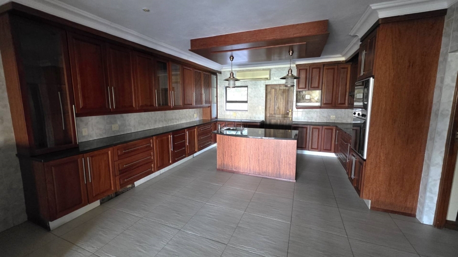 4 Bedroom Property for Sale in Ifafi North West
